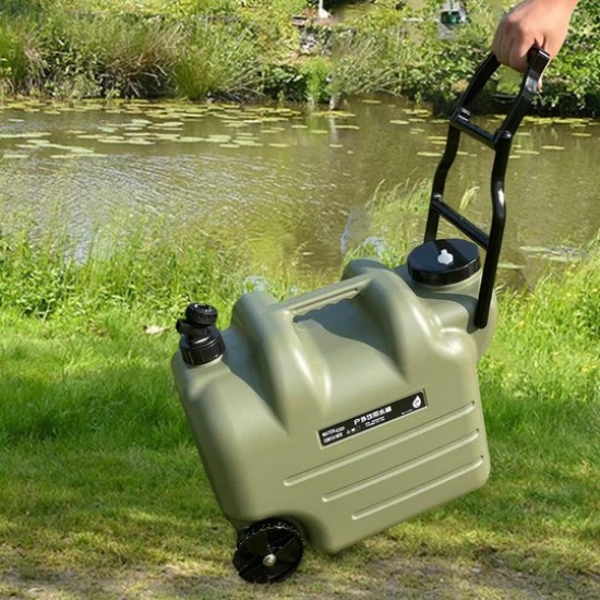 Water storage container on wheels, with tap/28L