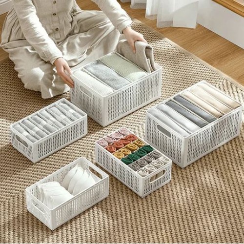 Divided Clothes Storage Boxes (Small Without Grids)