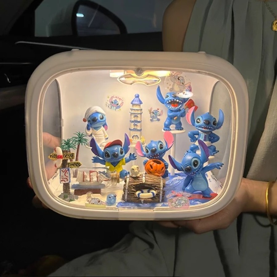 Stitch 6 Figures with Display Light Box