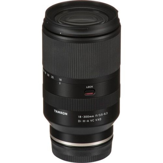 TAMRON B061X 18-300MM F/3.5-6.3 DI III-A VC VXD LENS FOR FUJIFILM X (APS-C) WITH HOOD